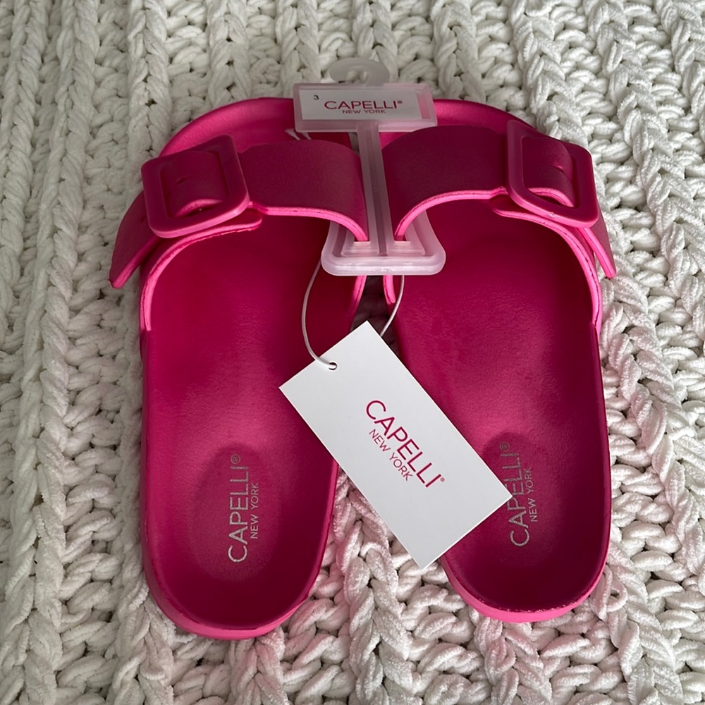 Girls sandals